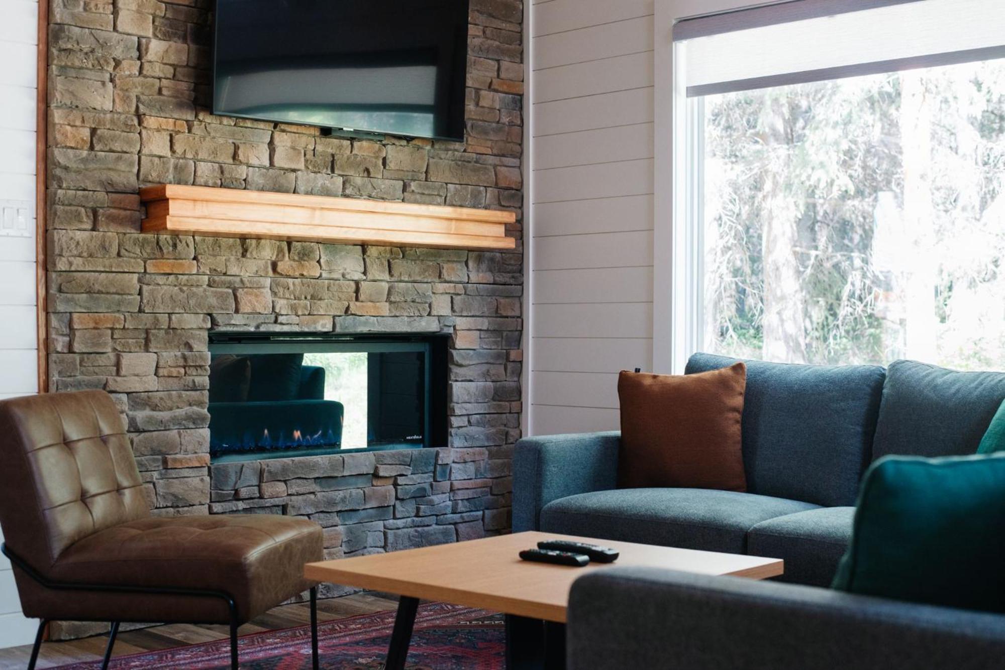 Overlander Mountain Lodge Jasper Exterior foto